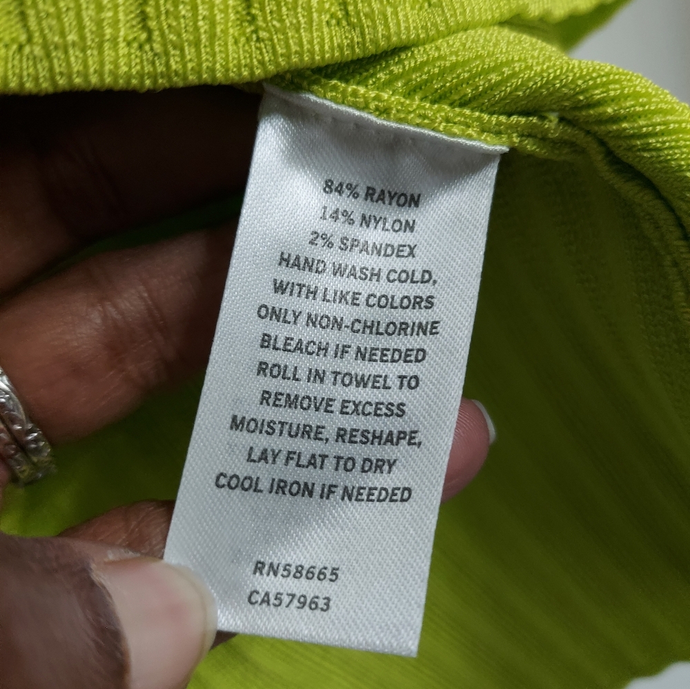 NWT Halogen Vibrant Green Peplum Sweater Top - Picture 7 of 8